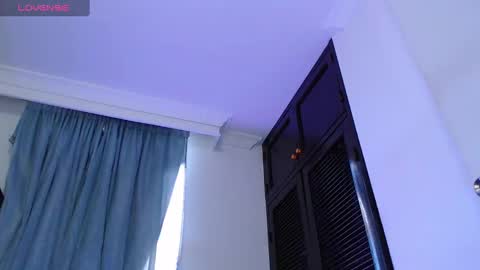 camilo_contre21 online show from December 2024 09:08:02 PM