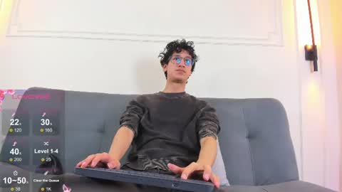 Snapshot of camilo_stark chatting on June 2026 03:18:01 AM Camilo online show from June 2026 03:18:01 AM