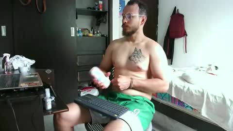 Camilo online show from January 2025 06:54:02 PM