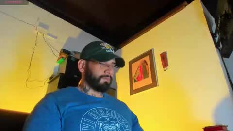 Snapshot of camilomayer chatting on November 2025 03:02:01 PM Camilo online show from November 2025 03:02:01 PM