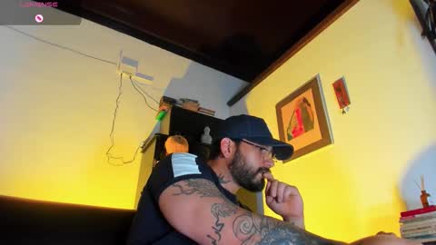 Snapshot of camilomayer chatting on November 2025 03:48:02 PM Camilo online show from November 2025 03:48:02 PM