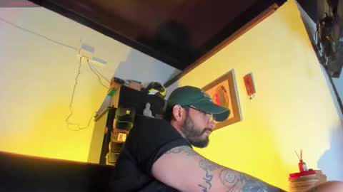 Snapshot of camilomayer chatting on December 2025 02:37:01 PM Camilo online show from December 2025 02:37:01 PM