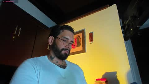 Snapshot of camilomayer chatting on March 2026 03:16:02 PM Camilo online show from March 2026 03:16:02 PM