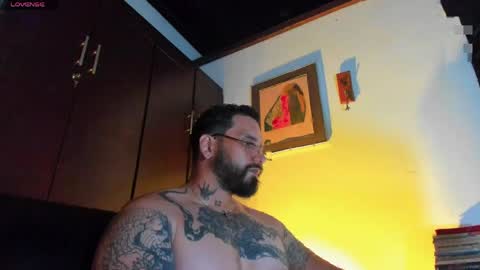 Snapshot of camilomayer chatting on May 2026 05:10:02 PM Camilo online show from May 2026 05:10:02 PM