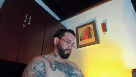 Snapshot of camilomayer chatting on May 2026 04:35:01 PM Camilo online show from May 2026 04:35:01 PM