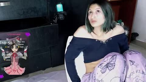 Cami  online show from April 2026 03:50:02 AM