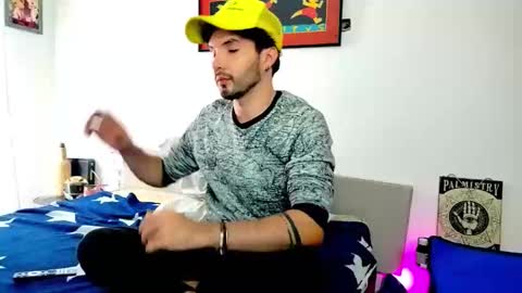 Snapshot of camilosaennz chatting on November 2025 05:57:01 PM camilo online show from November 2025 05:57:01 PM