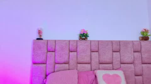 camiluxe online show from November 2025 12:51:01 PM