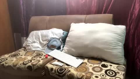 camivaron online show from February 2025 09:56:02 AM