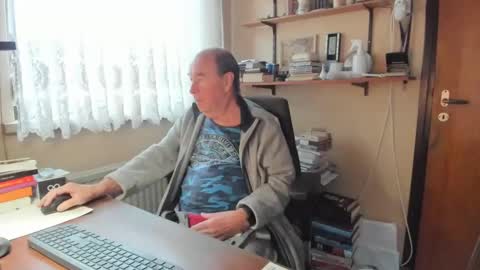 Cammee online show from February 2025 09:11:01 AM