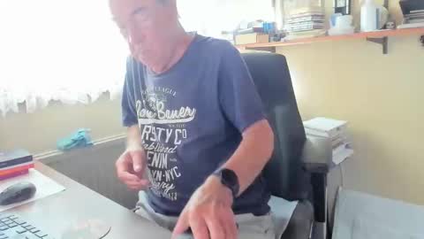 Cammee online show from September 2025 07:41:01 AM