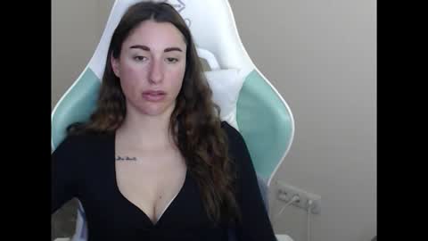 cammila horn online show from January 2026 05:27:02 PM