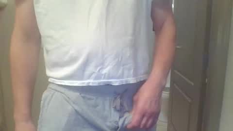 Snapshot of cammyman6900 chatting on November 2025 09:59:01 PM cammyman6900 online show from November 2025 09:59:01 PM