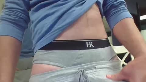 Snapshot of cammyman6900 chatting on December 2025 03:43:02 PM cammyman6900 online show from December 2025 03:43:02 PM