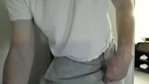 Snapshot of cammyman6900 chatting on May 2026 10:15:01 PM cammyman6900 online show from May 2026 10:15:01 PM