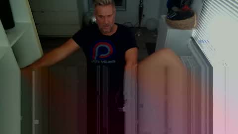 camunication online show from October 2025 11:18:01 AM