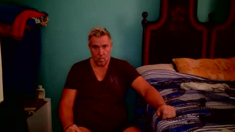 camunication online show from October 2025 08:28:01 AM