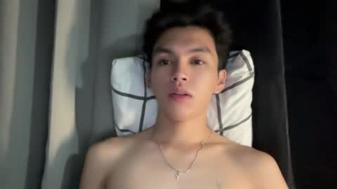 Snapshot of camwithethan chatting on November 2025 04:33:01 PM Ethan online show from November 2025 04:33:01 PM