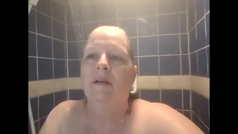 canadianqueen1973 online show from June 2026 10:22:02 PM