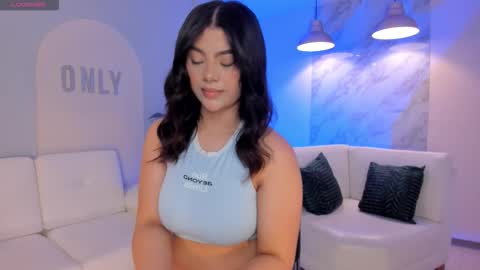 Snapshot of candaserussell chatting on March 2026 02:38:02 AM Candanse R online show from March 2026 02:38:02 AM