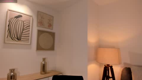 Snapshot of candaserussell chatting on April 2026 02:36:02 AM Candanse R online show from April 2026 02:36:02 AM