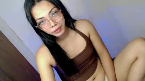 Candi online show from February 2026 11:22:01 PM