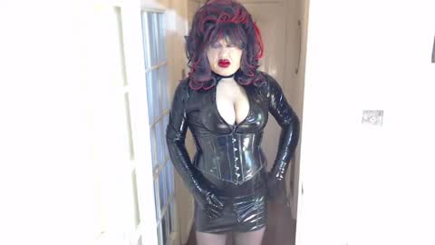 Snapshot of candi_smokes chatting on April 2026 01:17:01 PM candi smokes online show from April 2026 01:17:01 PM