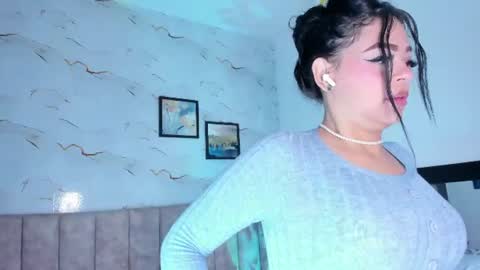 Snapshot of candicewayne chatting on June 2026 11:14:01 AM CANDICE WAYNE online show from June 2026 11:14:01 AM