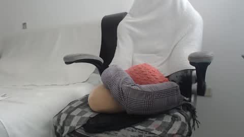 Snapshot of candy08tits chatting on January 2025 03:46:01 PM candy08tits online show from January 2025 03:46:01 PM