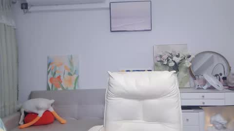 candy8998 online show from October 2025 10:54:02 PM