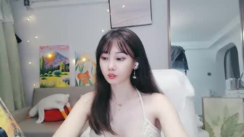 candy8998 online show from May 2026 05:35:01 AM