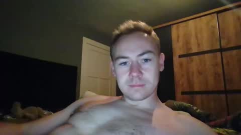 Snapshot of candy_boy_xoxo chatting on November 2025 04:52:01 PM candy_boy_xoxo online show from November 2025 04:52:01 PM