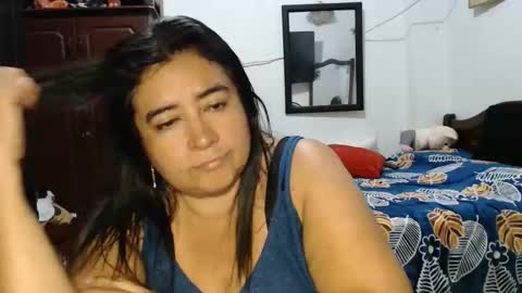 Snapshot of candy_candi chatting on April 2026 09:28:01 PM lucy online show from April 2026 09:28:01 PM