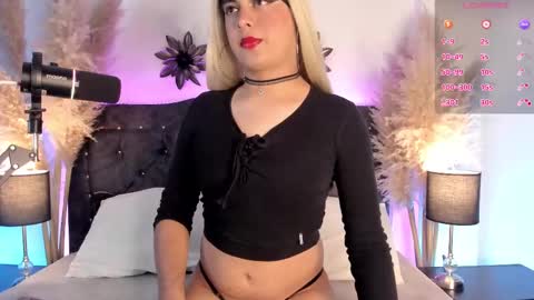 Snapshot of candy_canne__ chatting on March 2025 09:15:02 PM CamilaInstagram candy canne  Pvt open online show from March 2025 09:15:02 PM