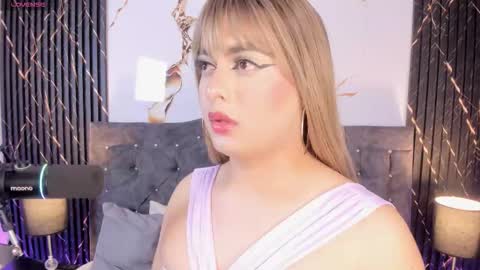 Snapshot of candy_canne__ chatting on March 2026 09:25:01 PM CamilaInstagram candy canne Pvt open online show from March 2026 09:25:01 PM