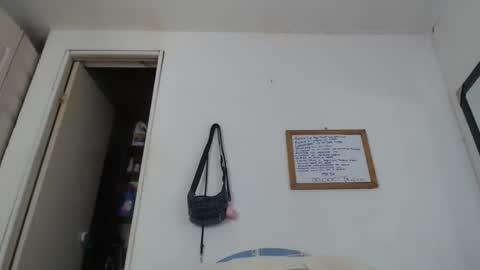 Snapshot of candy_cumy1 chatting on February 2025 07:31:02 AM Dayan Camila online show from February 2025 07:31:02 AM