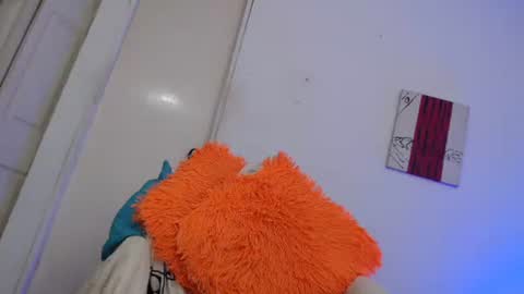 Snapshot of candy_cumyy1 chatting on December 2024 03:38:02 AM candy_cumyy1 online show from December 2024 03:38:02 AM