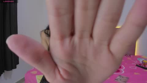 Snapshot of candy_deluxe777 chatting on November 2025 06:08:01 AM candy_deluxe777 online show from November 2025 06:08:01 AM