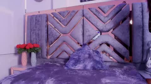 candy_dim online show from October 2025 09:01:01 PM