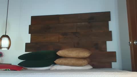 Jolie online show from March 2026 09:08:01 PM