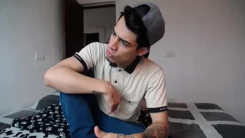 Candy  Grey online show from October 2025 01:55:02 PM