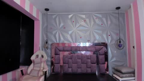 Ania online show from January 2025 05:11:02 PM