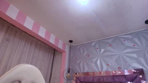 Ania online show from October 2025 11:08:02 AM