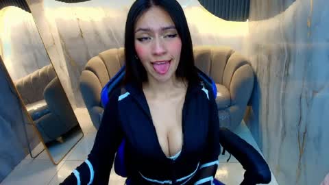 Snapshot of candy_sky_r chatting on April 2026 03:12:01 AM Candy online show from April 2026 03:12:01 AM