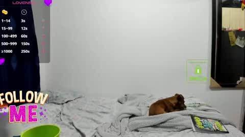 Snapshot of candy_val chatting on June 2026 05:31:02 AM candy_val online show from June 2026 05:31:02 AM
