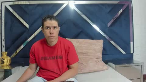 candyandsteven online show from September 2025 02:33:01 AM