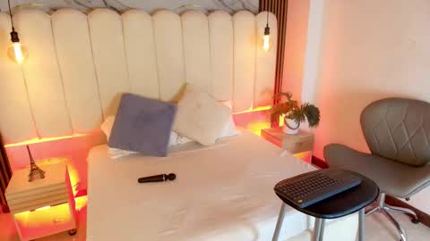 Snapshot of candyclair01 chatting on October 2025 07:10:02 PM candyclair01 online show from October 2025 07:10:02 PM