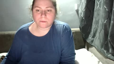 Laura online show from October 2025 03:51:01 PM