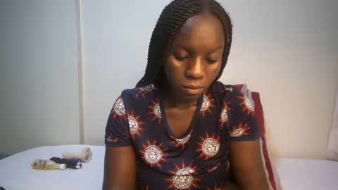 candycurly_ online show from March 2025 07:49:02 PM