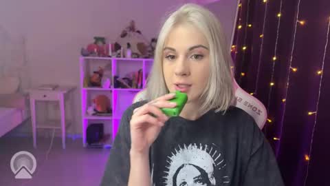 Snapshot of candyhannah chatting on September 2025 06:43:02 PM You can call me HH online show from September 2025 06:43:02 PM